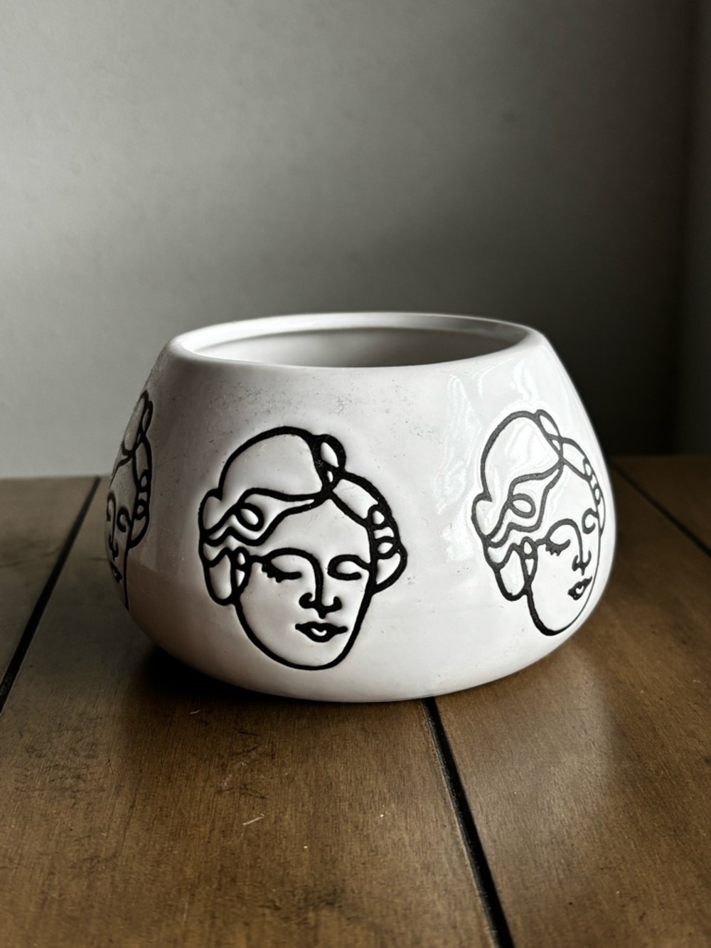 White Ceramic Decorative Planter with Line Art